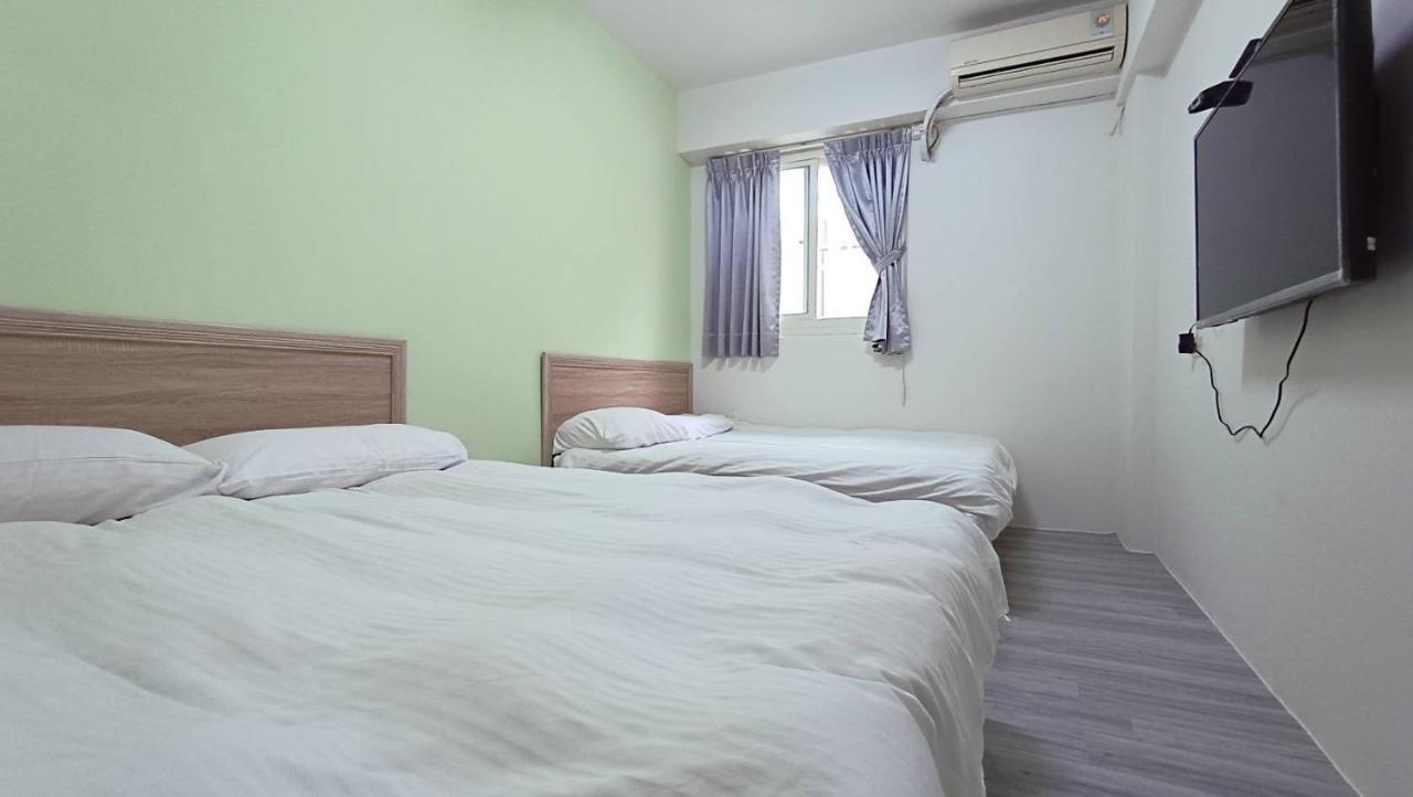 Fengchia Bichon B&B Тайджун Екстериор снимка